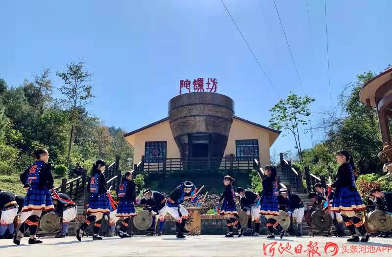 華錫集團駐村幫扶點朵努社區(qū)連續(xù)獲《河池日報》關(guān)注：合作社里歡樂多